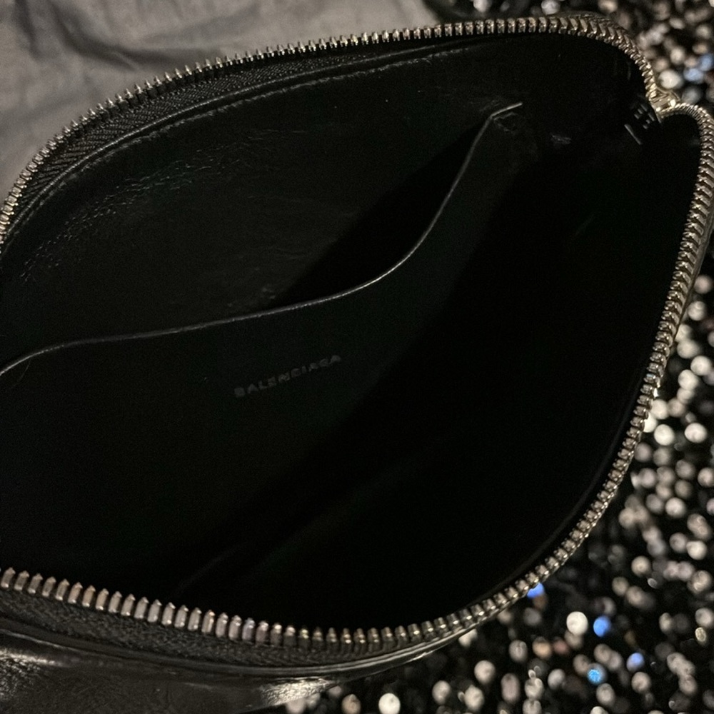 Balenciaga everyday pouch - Picture 3 of 5